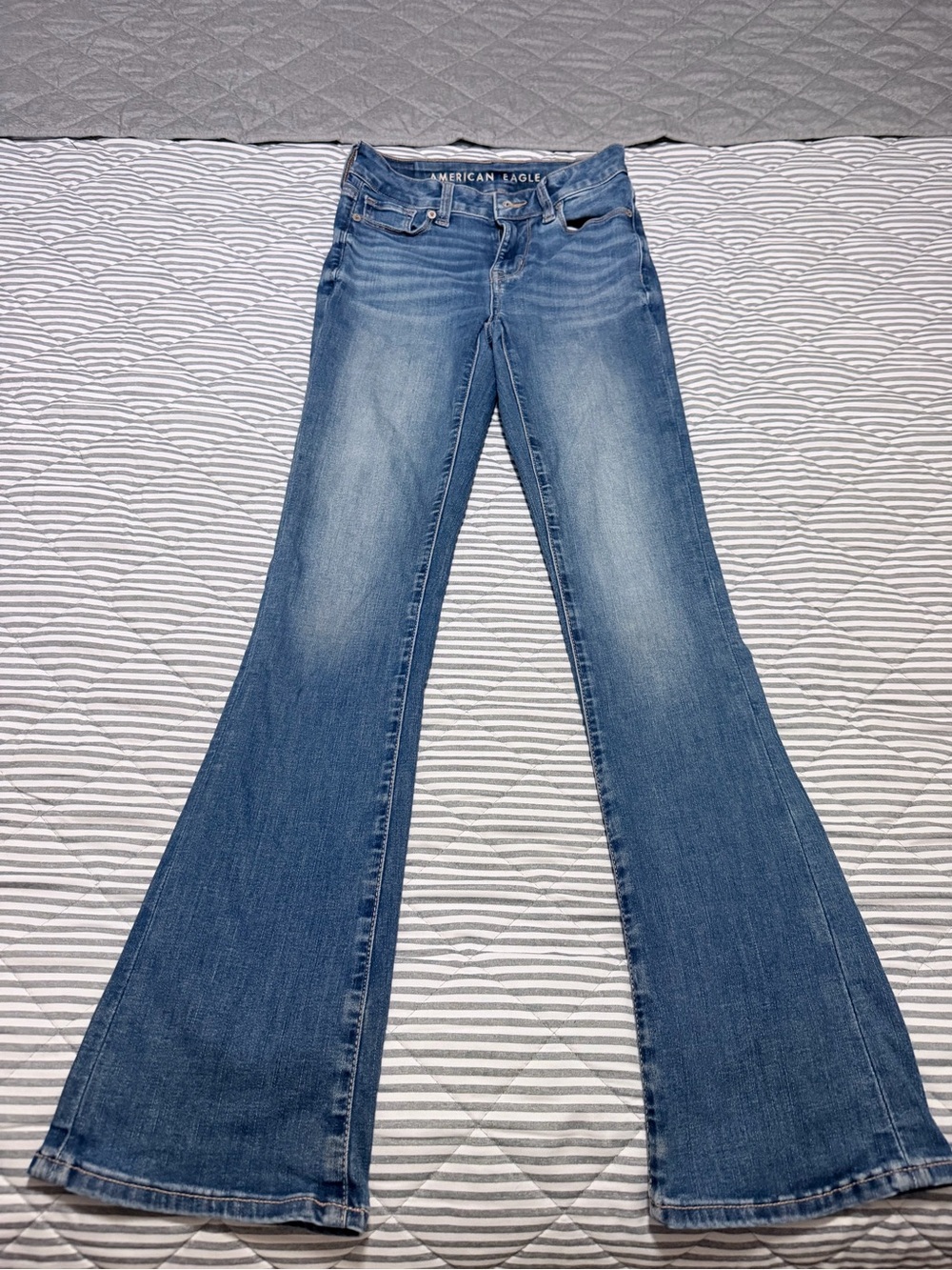 American Eagle Outfitters Medium Blue Flare Jeans